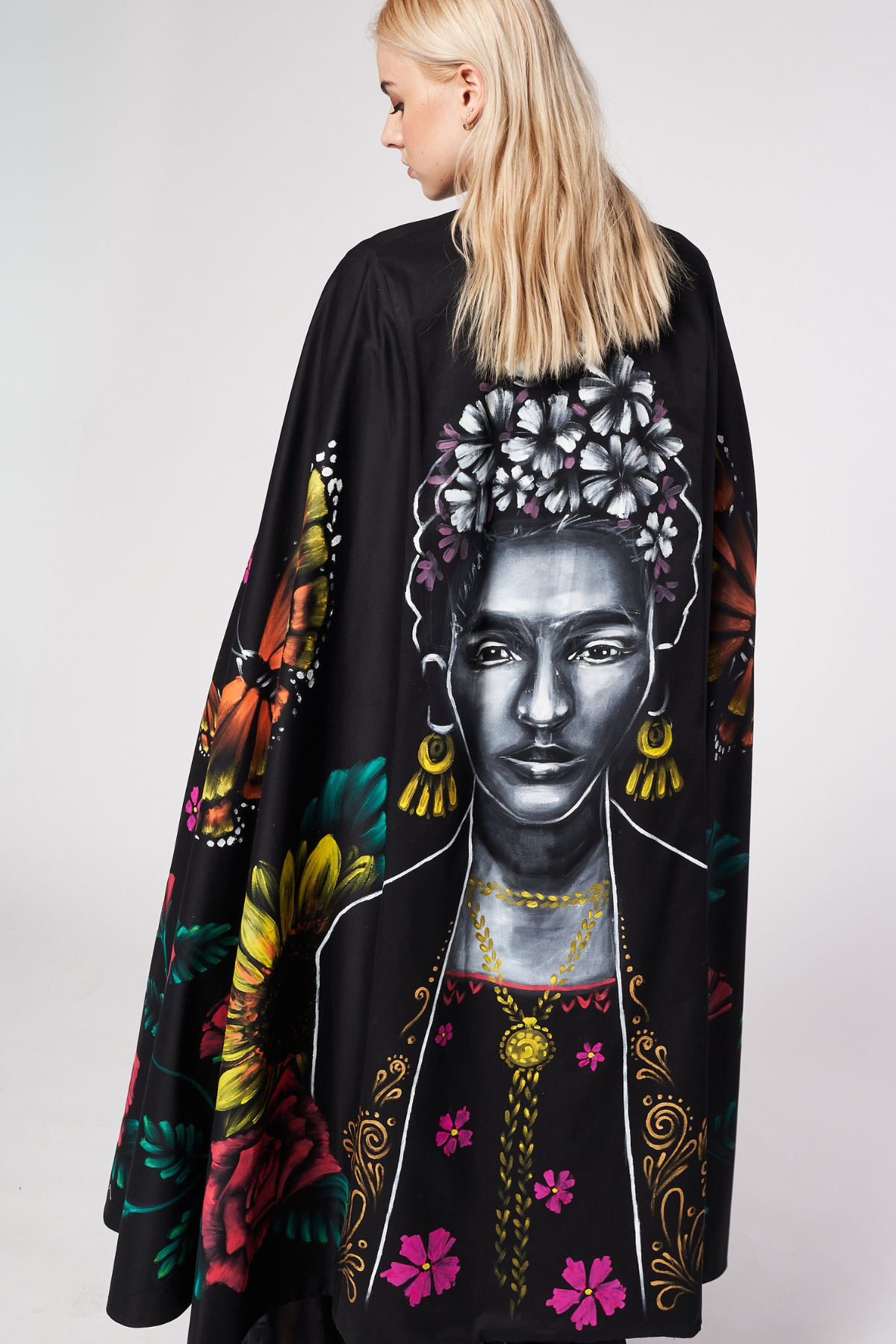 MANTELLA LUNGA DIPINTA E RICAMATA A MANO - FRIDA KAHLO