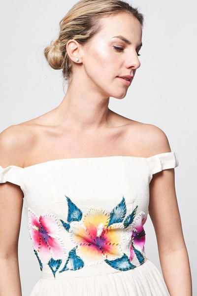 HAND-PAINTED AND HAND-EMBROIDERED LONG DRESS - FLORES