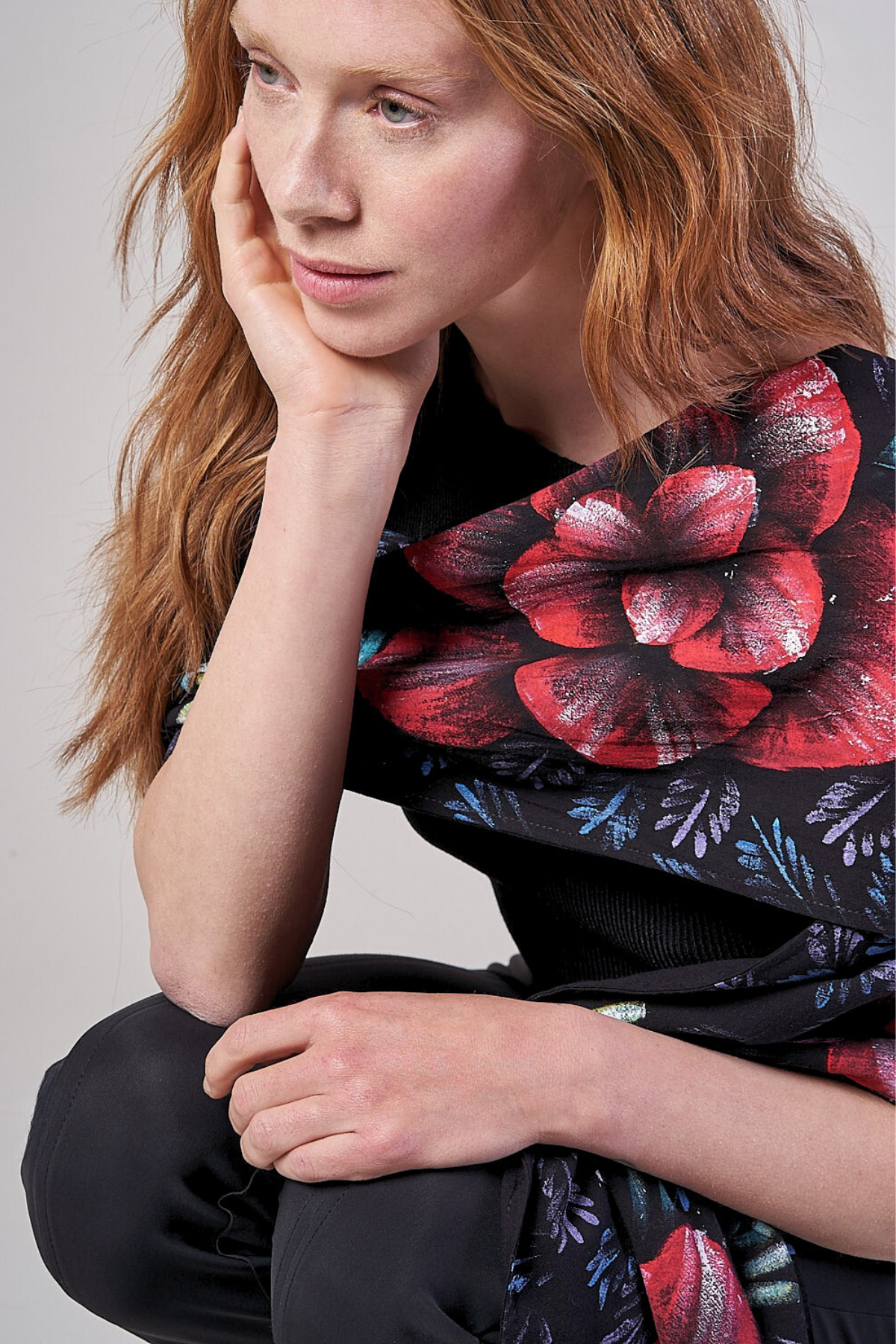 HAND PAINTED SCARF - COLIBRI