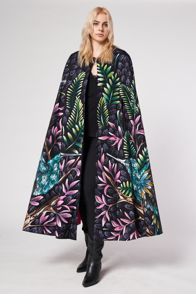 MANTELLA LUNGA DIPINTA E RICAMATA A MANO - COLIBRI