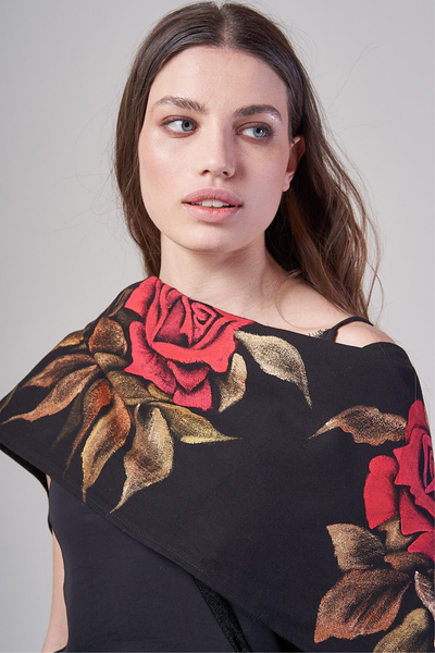 HAND PAINTED SCARF - ROSAS ROJAS