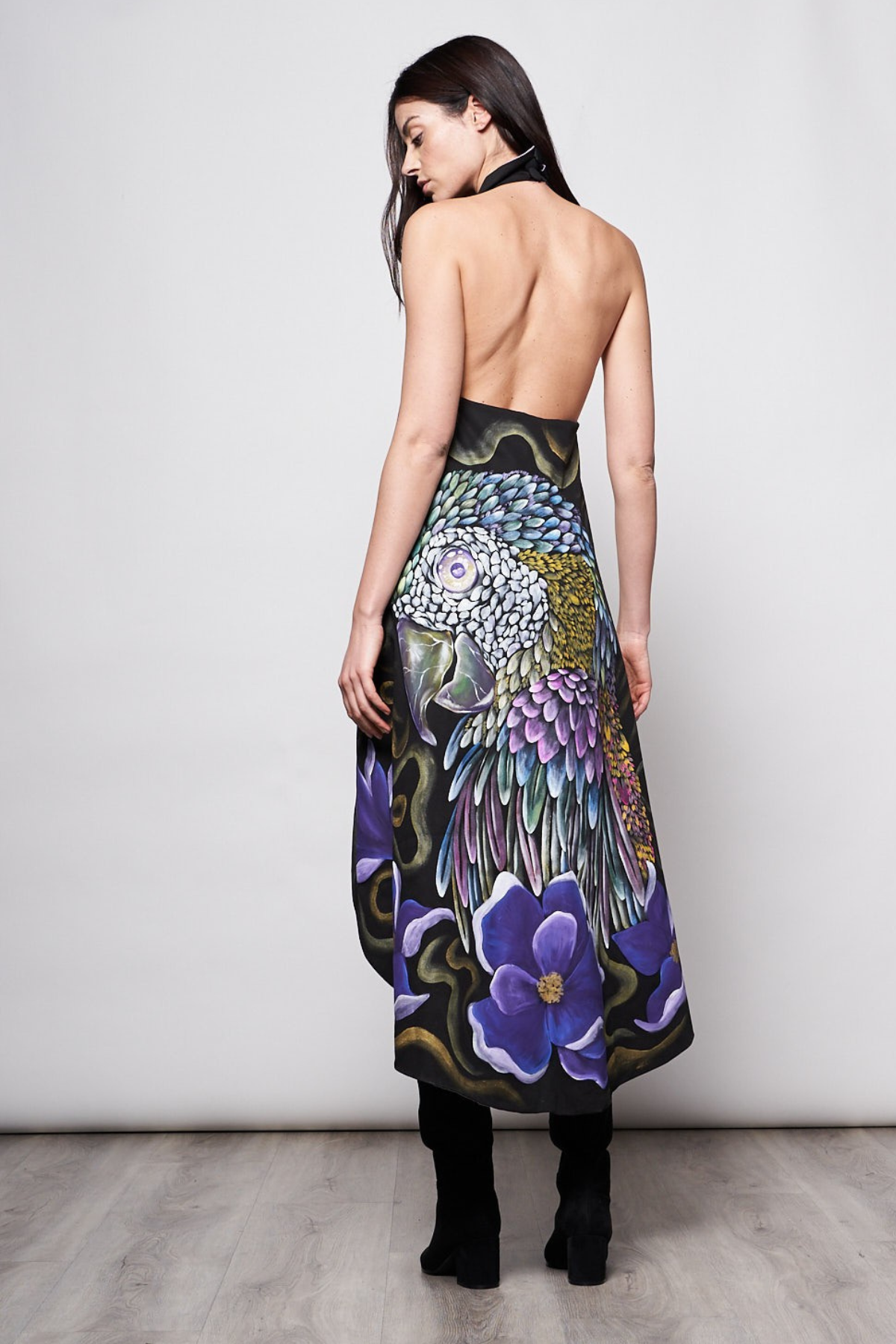 LONG HAND-PAINTED BACKLESS CAPE - GUACAMAYA