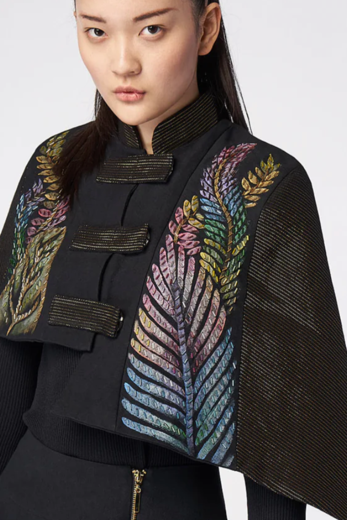 SHORT HAND-PAINTED AND HAND-EMBROIDERED IRREGULAR CAPE