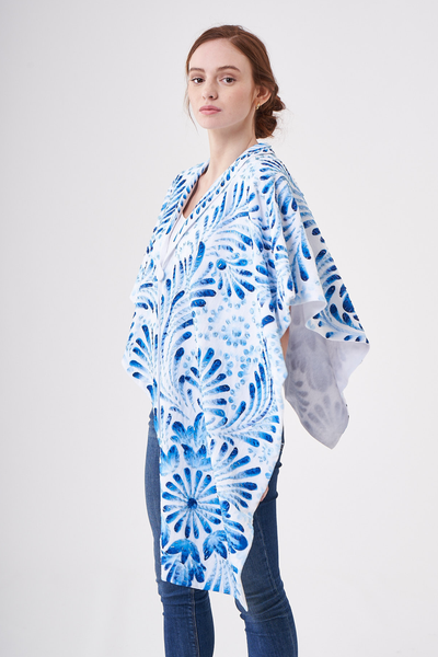 PONCHO TAGLIO IRREGOLARE DIPINTO E RICAMATO A MANO - TALAVERA AZUL