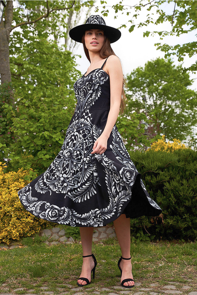 ABITO MIDI A CAMPANA DIPINTO A MANO – ROSAS TALAVERA