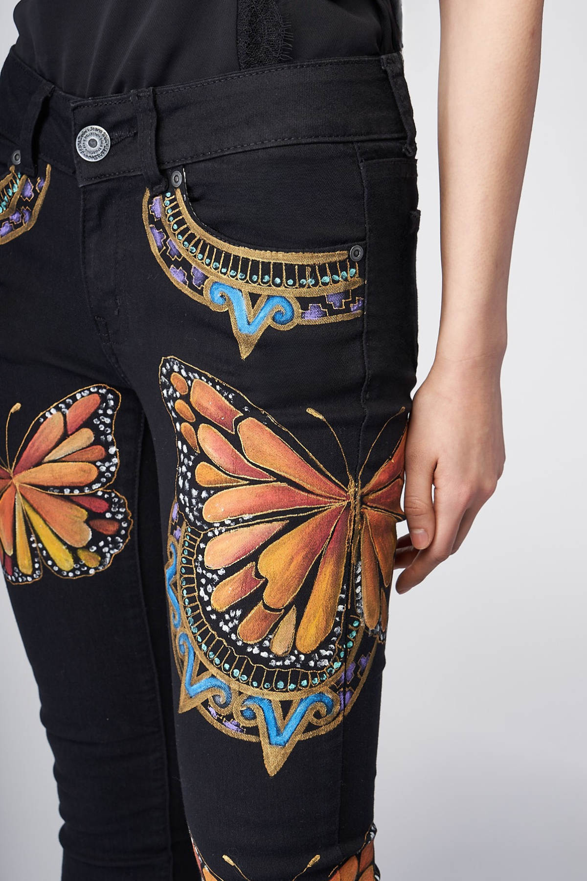 JEANS BLACK DENIM DIPINTI A MANO - MARIPOSAS