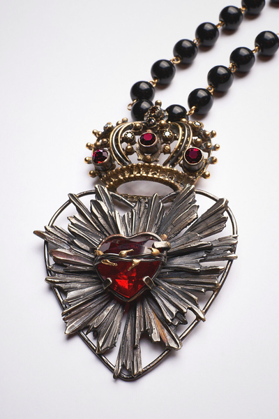 COLLANA SAGRADO CORAZON CORONA ROSSO CON PERLE IN ONICE E CRISTALLI ROSSI
