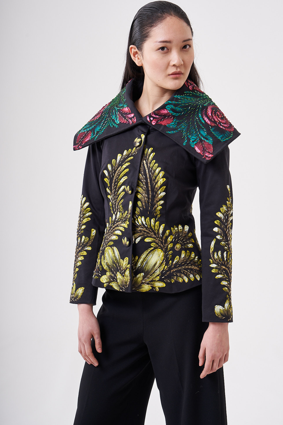 HAND-PAINTED AND HAND-EMBROIDERED JACKET - TALAVERA ORO