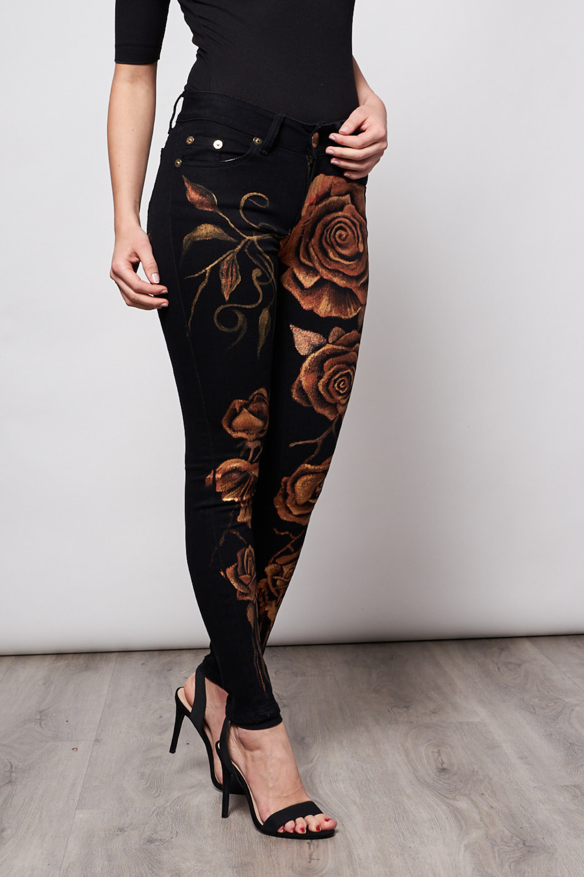 JEANS BLACK DENIM DIPINTI A MANO - ROSAS