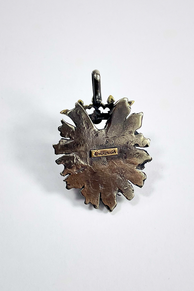 PENDENTE SAGRADO CORAZON CORONA CON CUORE NERO SFACCETTATO A MANO