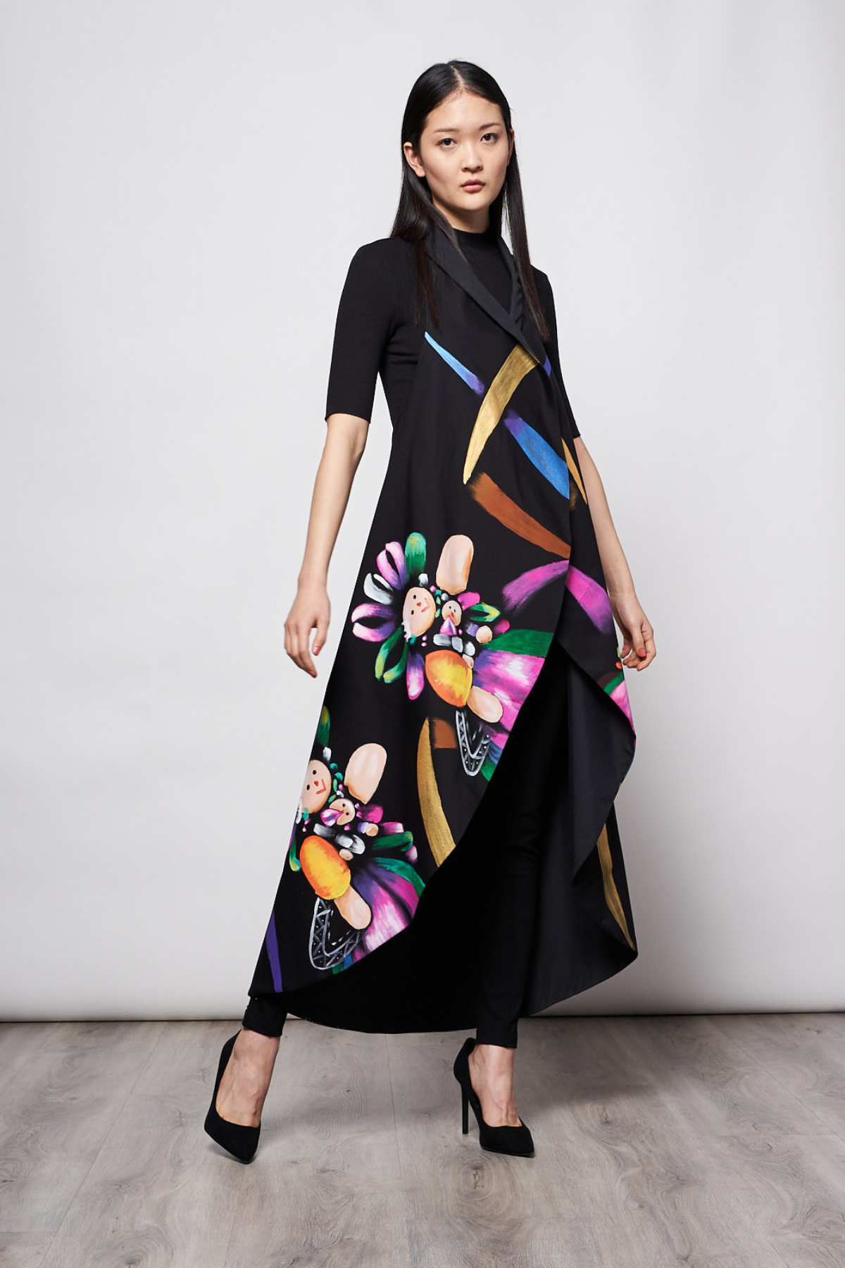 LONG HAND-PAINTED BACKLESS CAPE - MARIAS