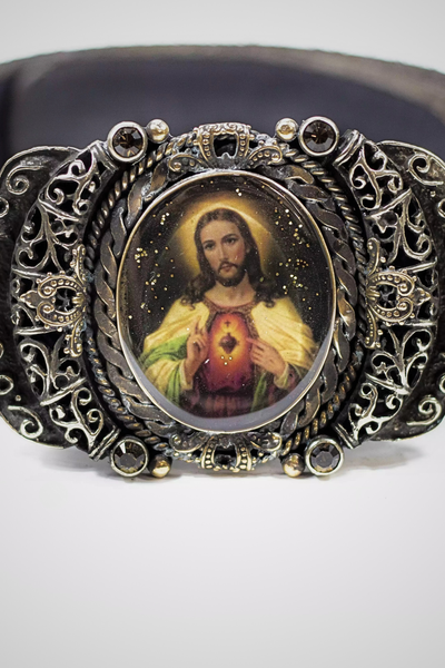 CINTURA IN PELLE E FIBBIA SACRATISSIMUM COR