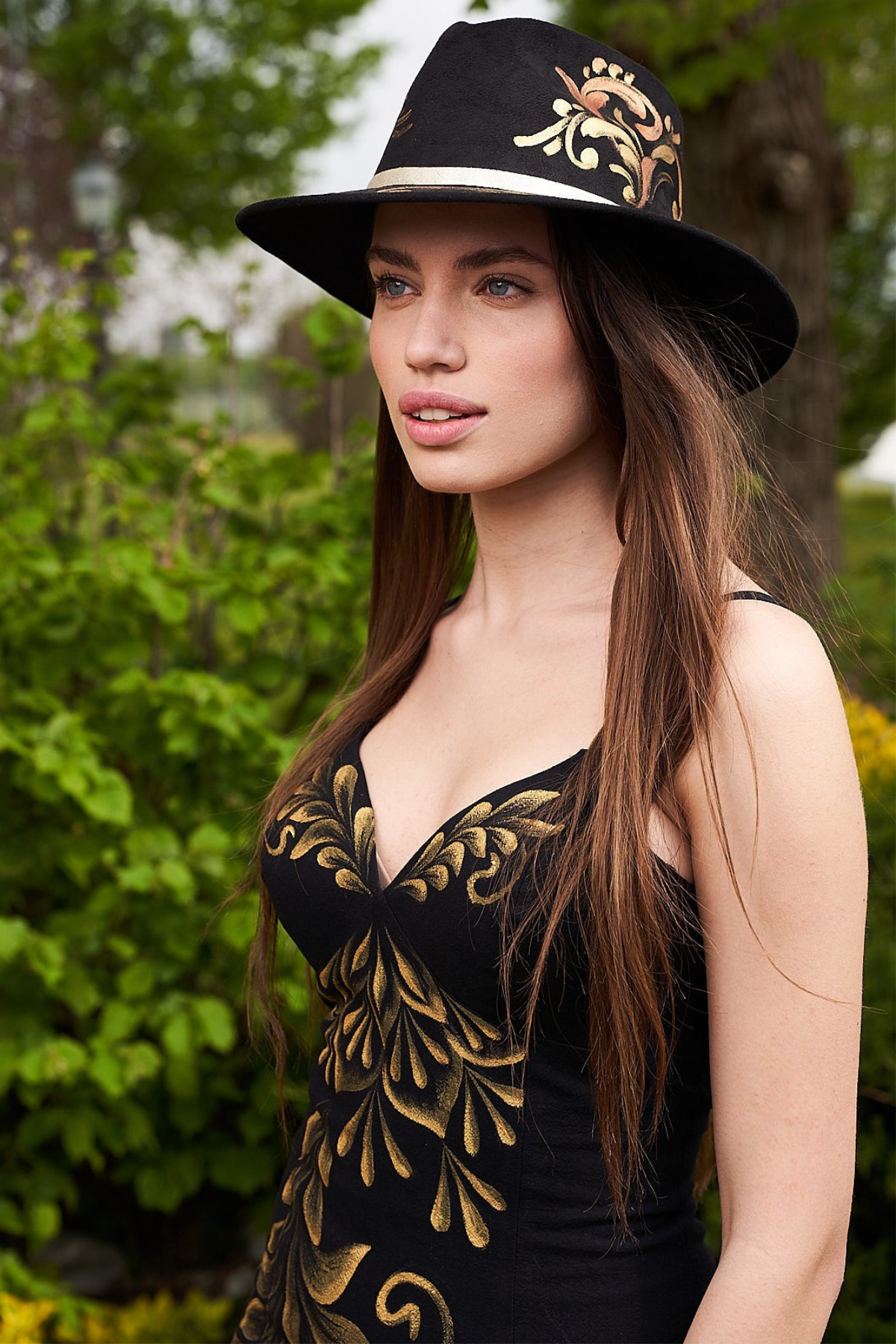 CAPPELLO TESA LARGA DIPINTO A MANO – TALAVERA BARROCA