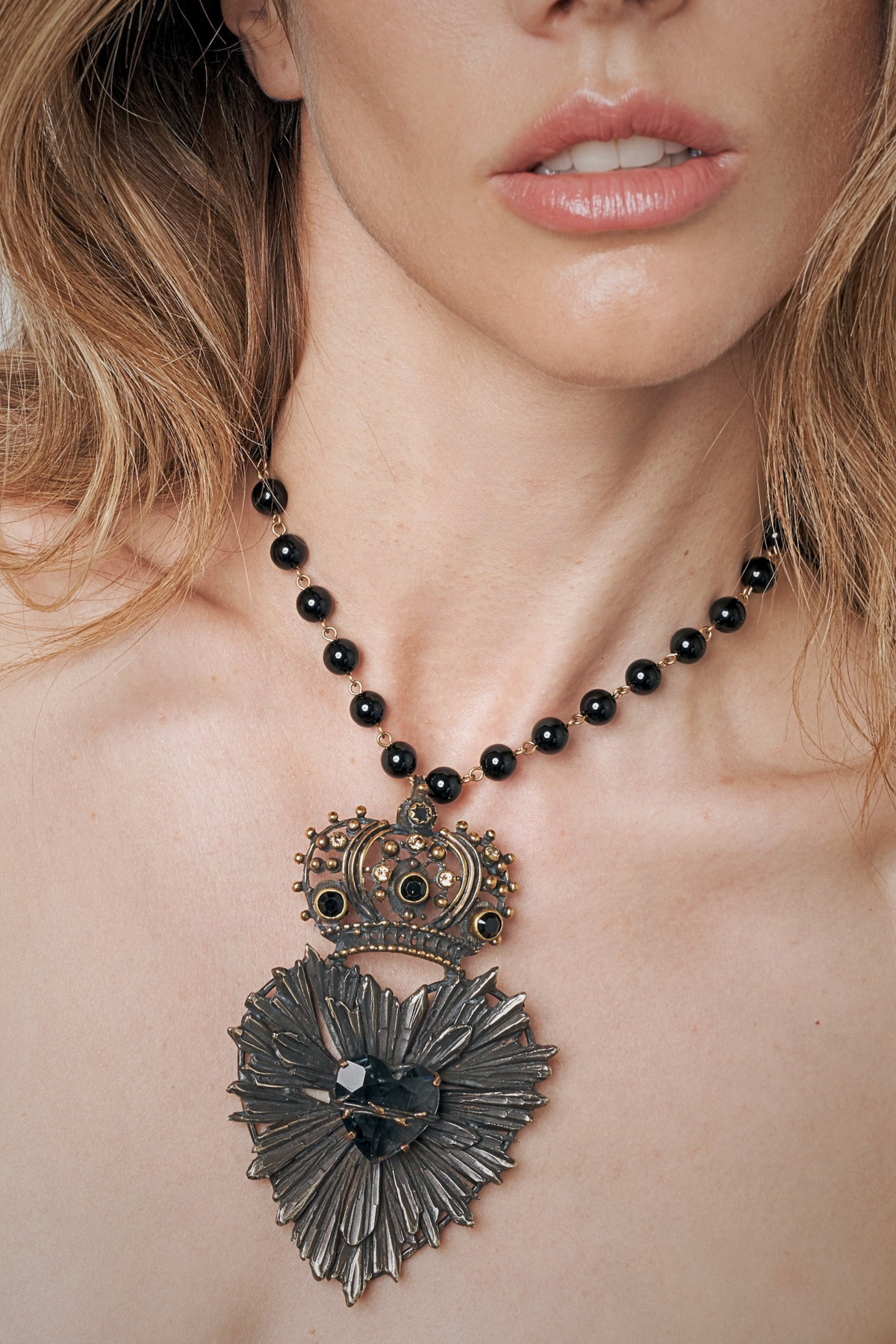 SAGRADO CORAZON CROWN NECKLACE WITH HAND FACETED CRYSTAL