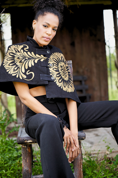 MANTELLA CORTA IRREGOLARE DIPINTA  A MANO – FLOR TALAVERA