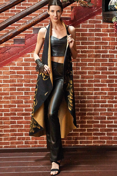 MANTELLA LUNGA SCHIENA SCOPERTA DIPINTA A MANO – FLOR TALAVERA