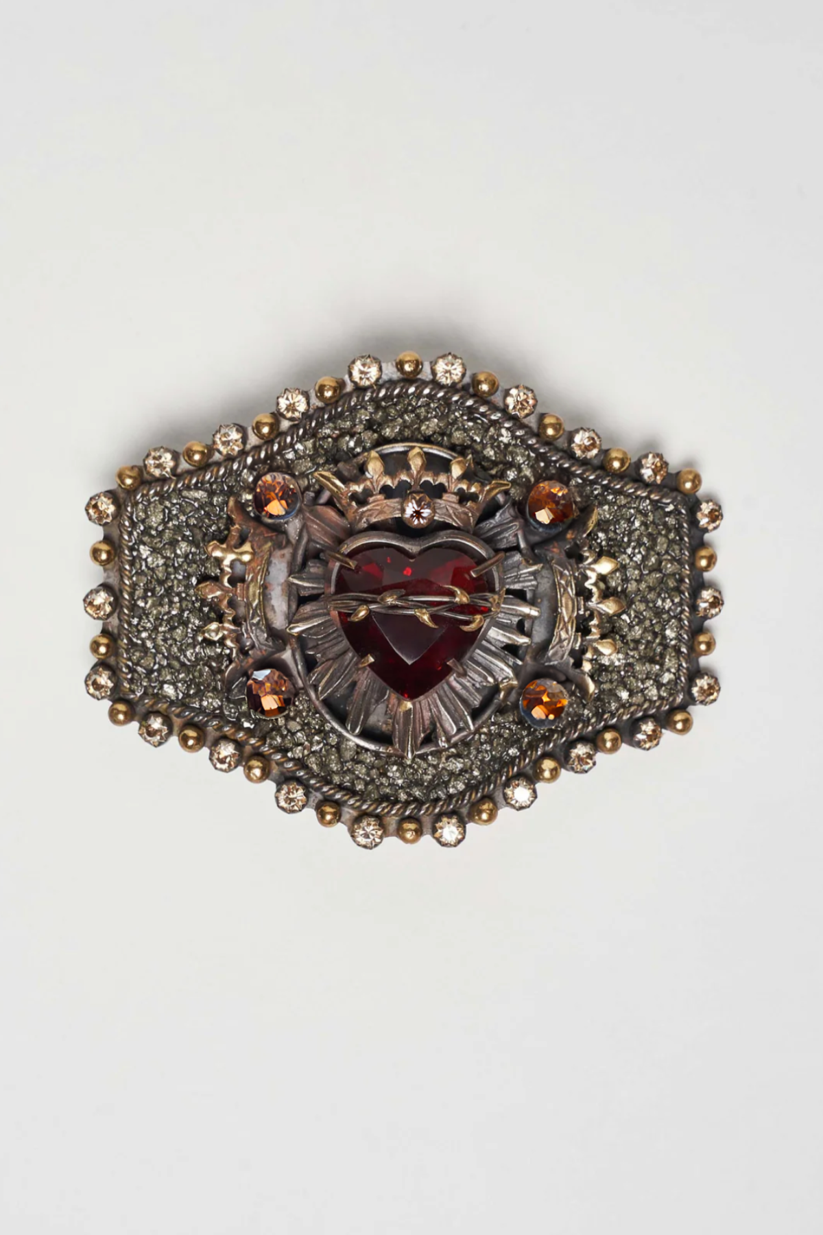 CORAZON SAGRADO BUCKLE WITH CROWN, CRYSTALS AND FACETED GLASS