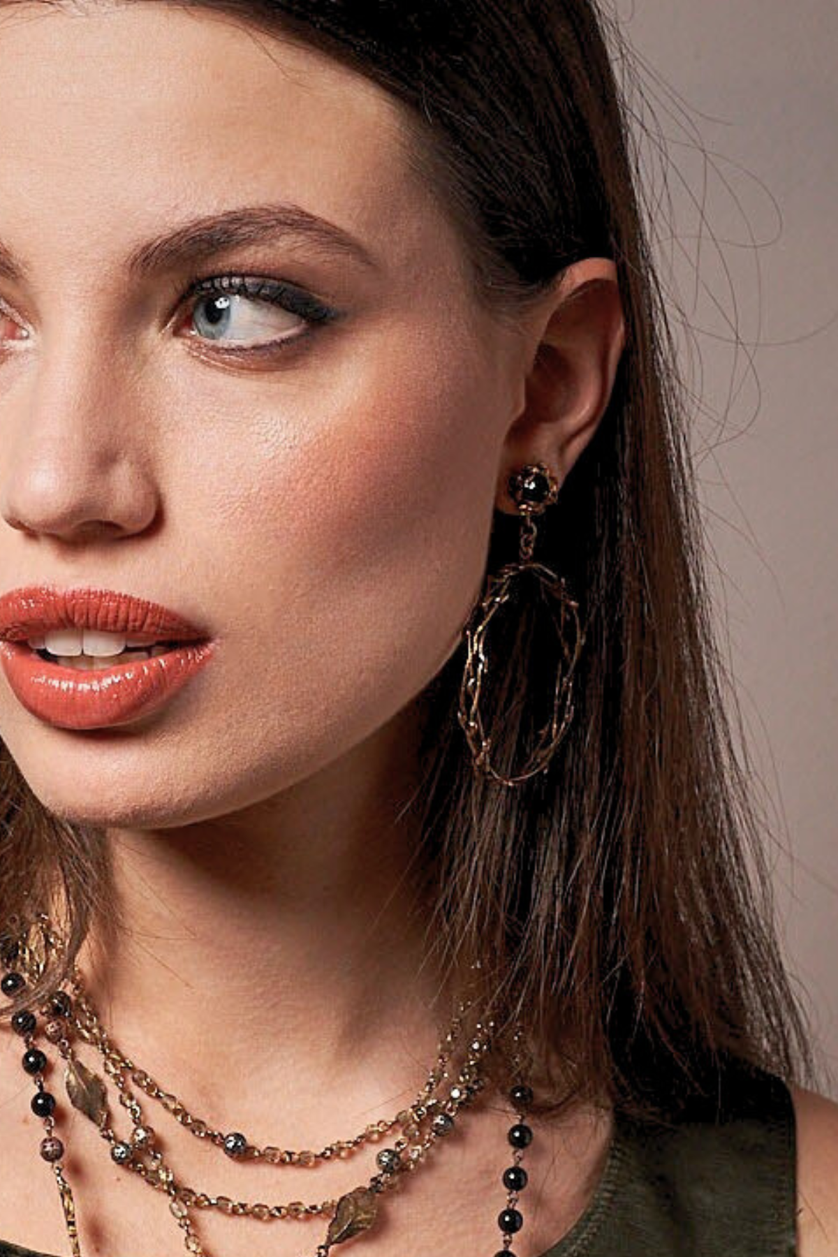 ORECCHINI A CERCHIO IN BRONZO