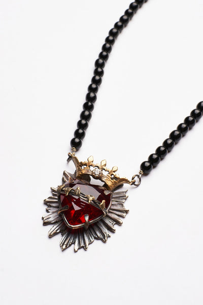 CORAZON SAGRADO NECKLACE WITH ONYX AND HAND FACETED GLASS