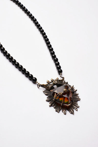 CORAZON SAGRADO NECKLACE WITH ONYX AND HAND FACETED GLASS
