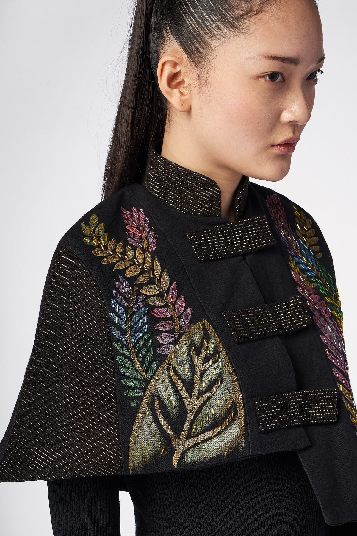 SHORT HAND-PAINTED AND HAND-EMBROIDERED IRREGULAR CAPE