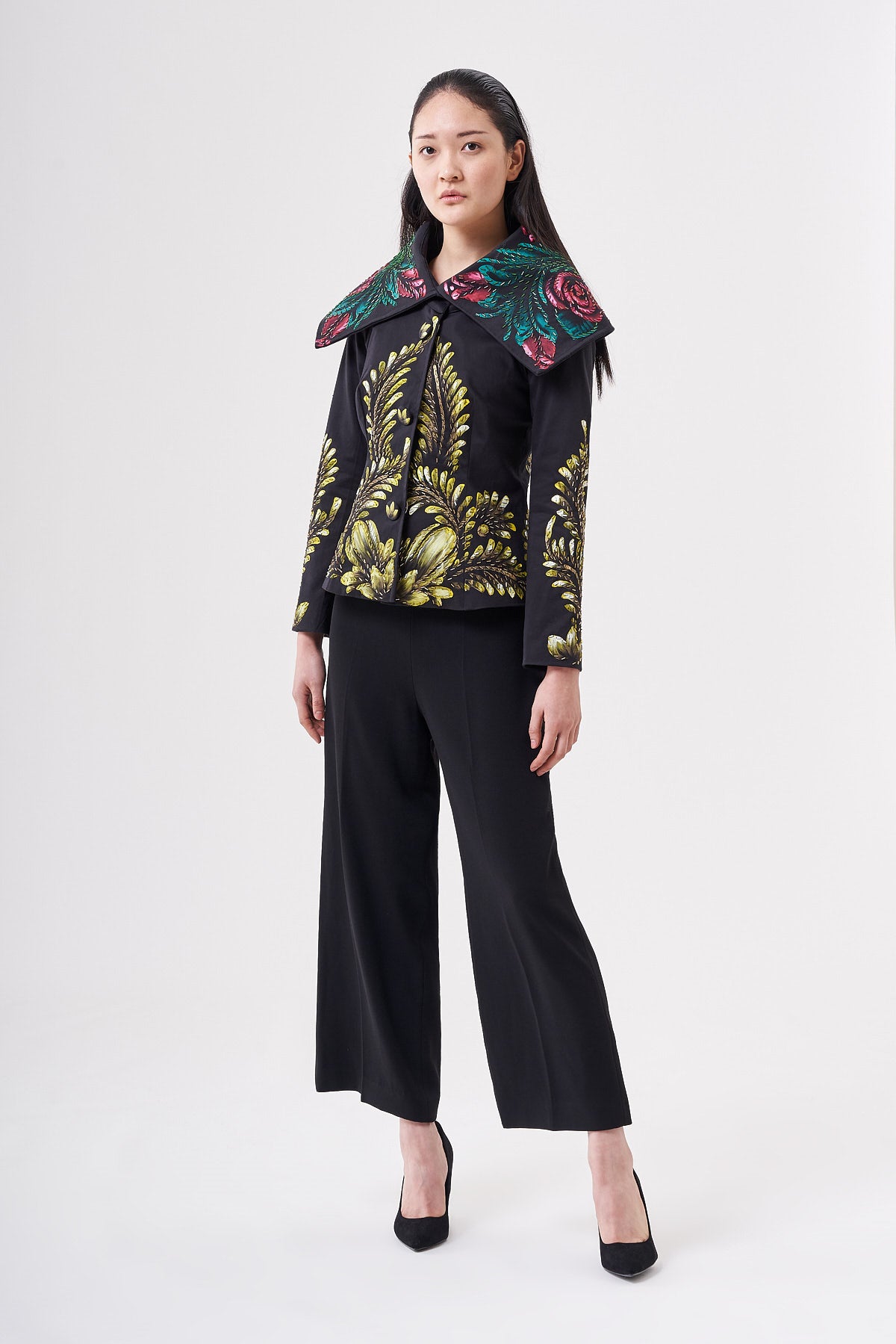 HAND-PAINTED AND HAND-EMBROIDERED JACKET - TALAVERA ORO