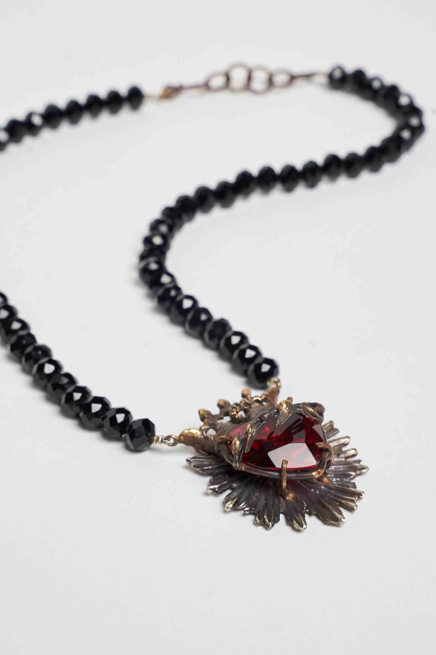 CORAZON SAGRADO NECKLACE WITH CRYSTALS AND HAND FACETED GLASS