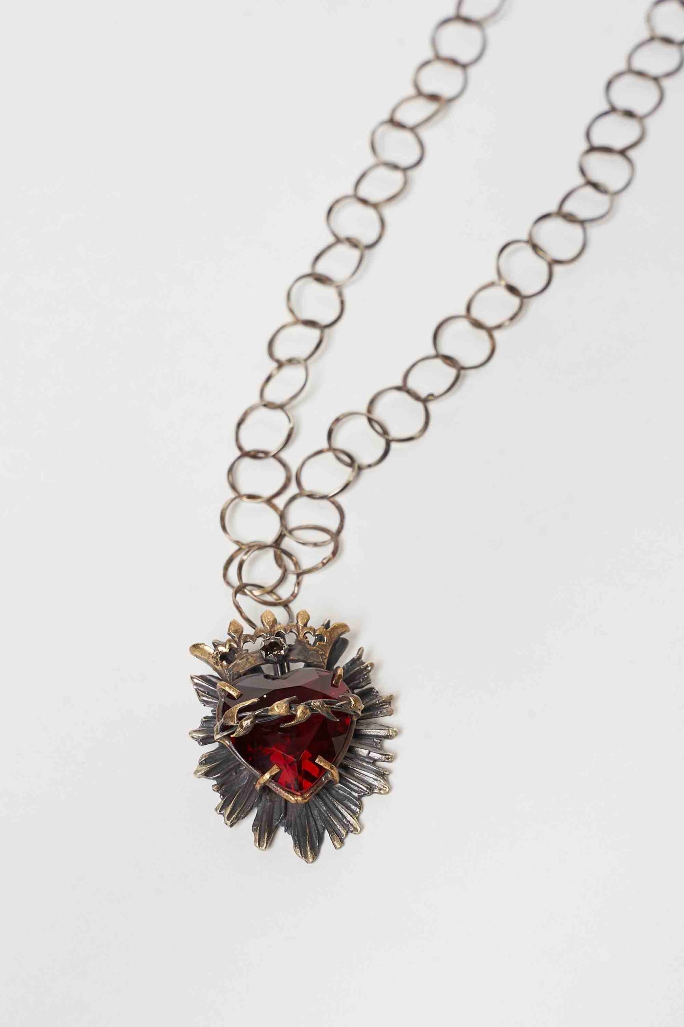 CORAZON SAGRADO NECKLACE WITH HAND FACETED GLASS