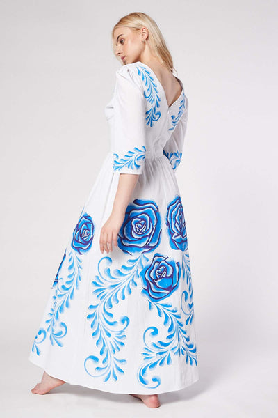 HAND-PAINTED LONG DRESS WITH THREE QUARTER SLEEVES - ROSAS AZULES