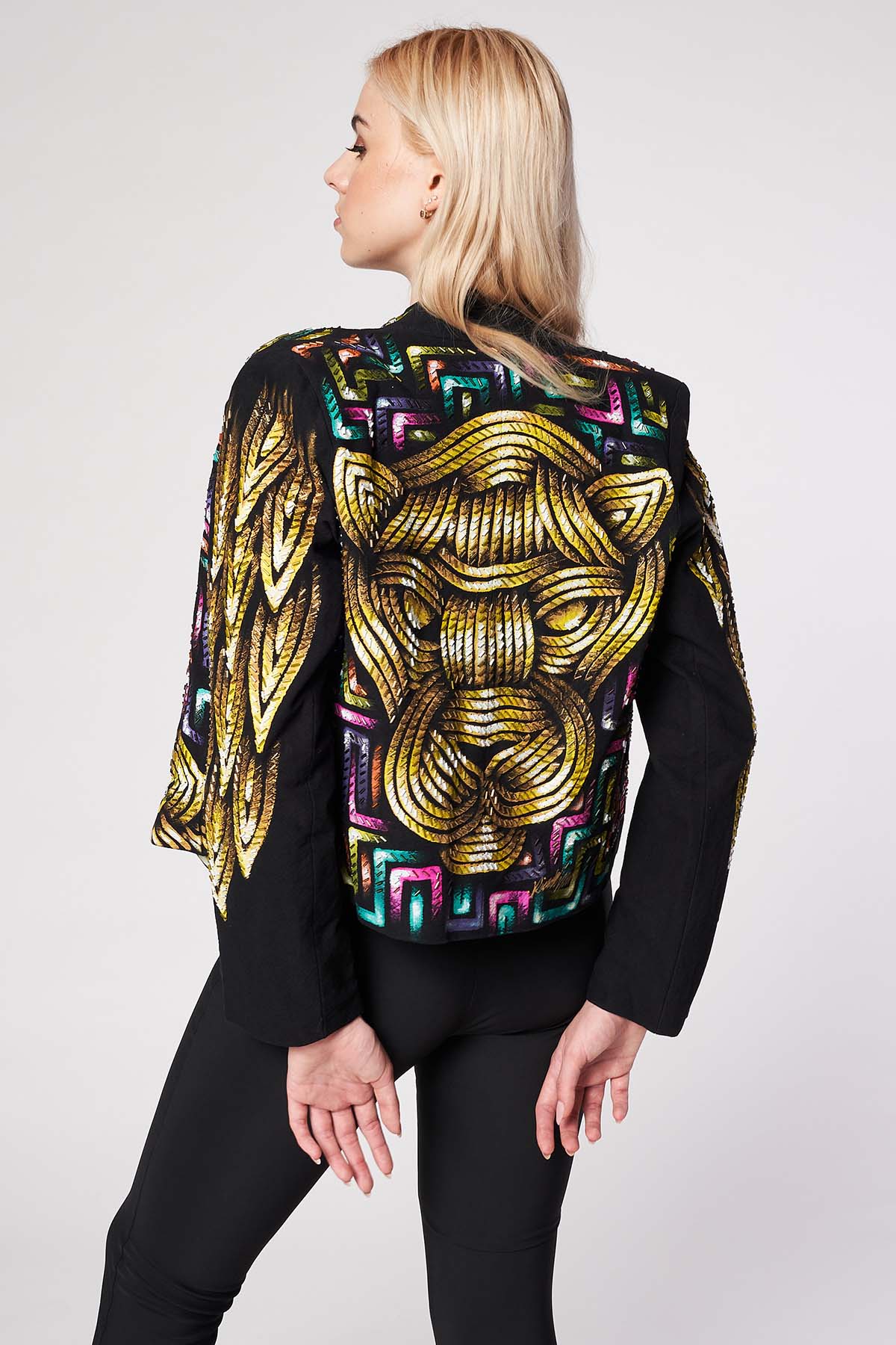 HAND-PAINTED AND HAND-EMBROIDERED JACKET - PREHISPANICO COLOR